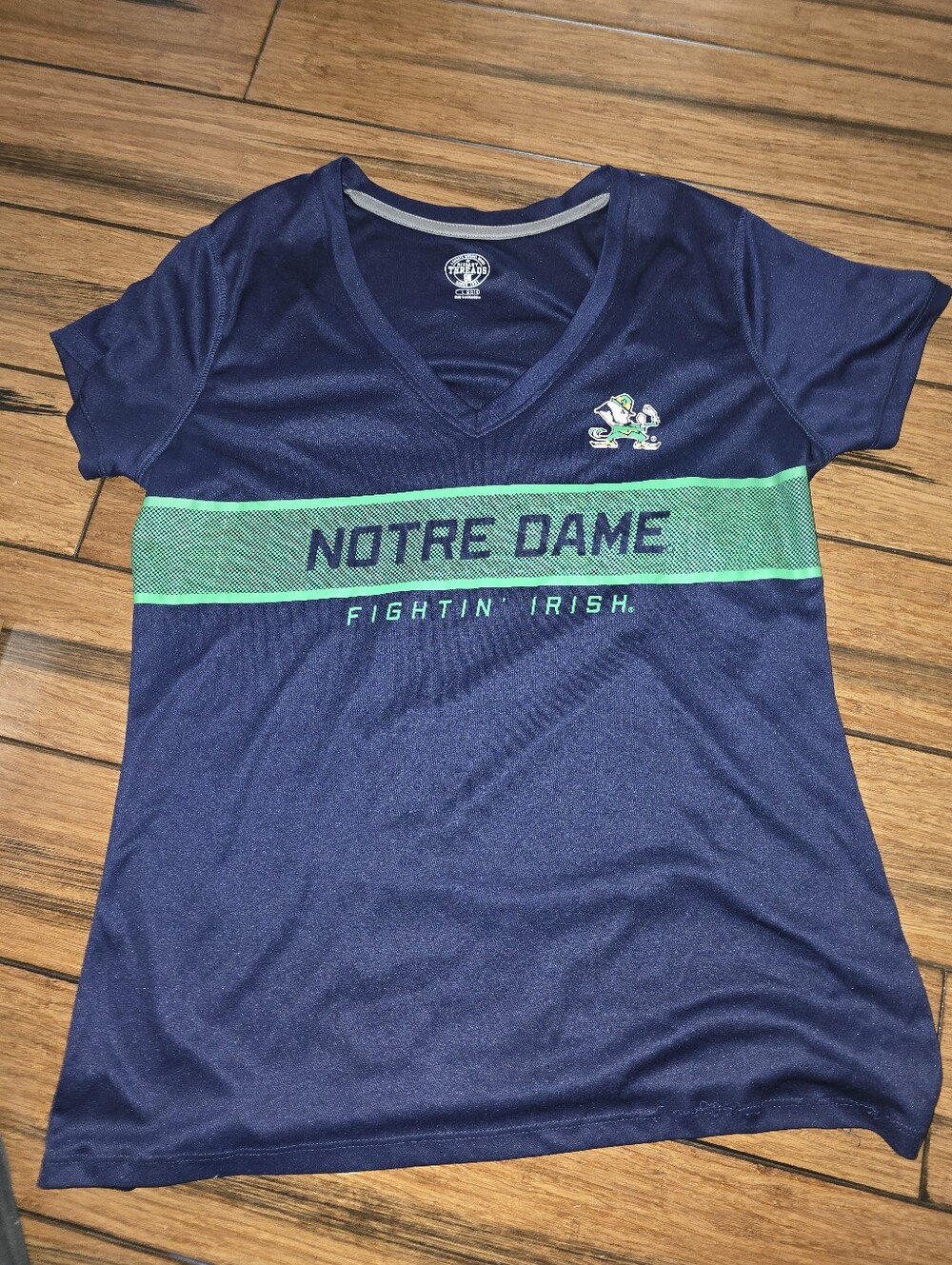 Notre Dame Women's Large V-neck Dri-Fit Shirt
